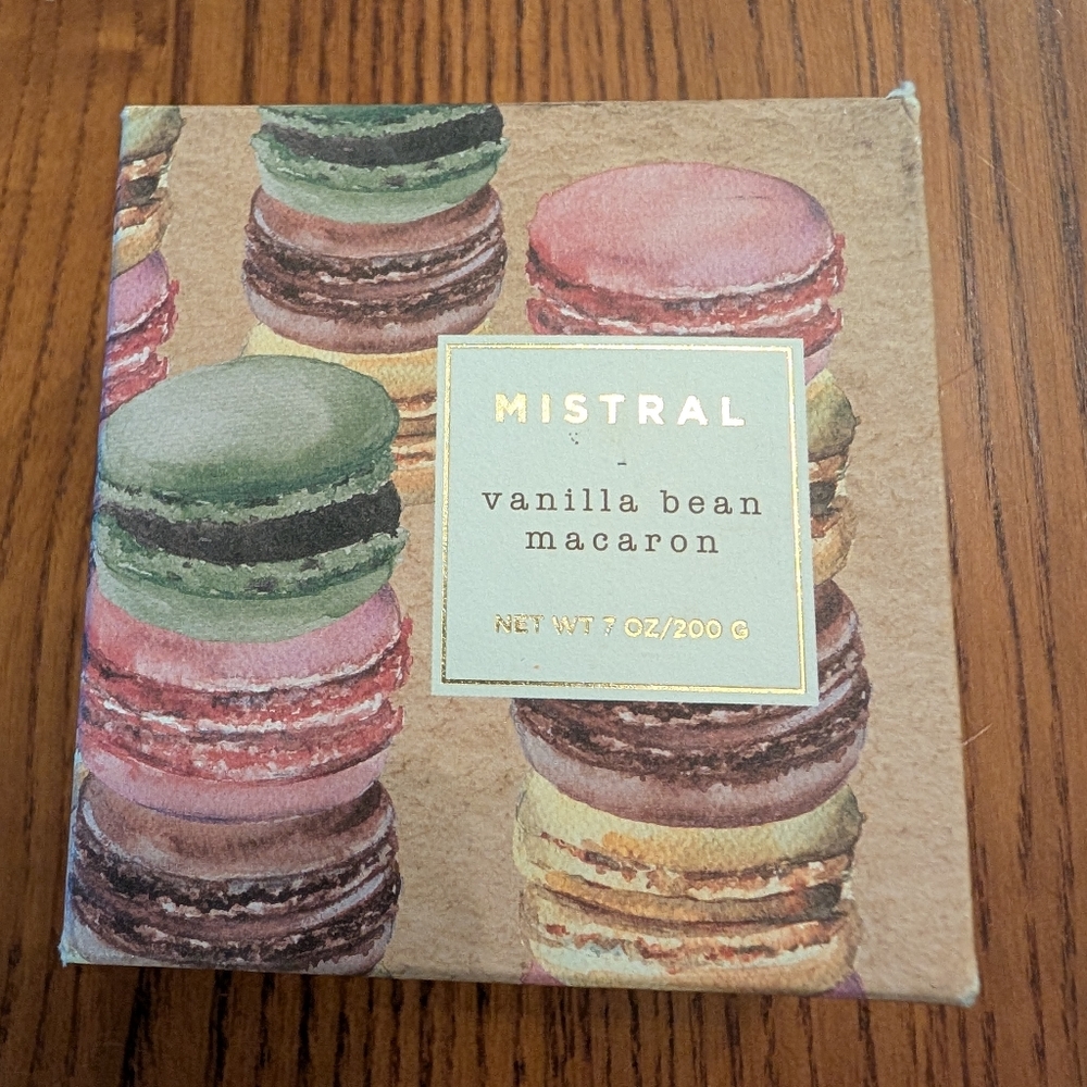 Mistral Vanilla Bean Macaron Shea Butter Boxed Soap - NEW